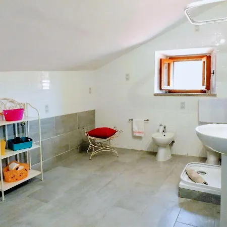 Sui Tetti Del Borgo Antico Apartment *