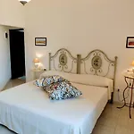 Sui Tetti Del Borgo Antico Апартаменты *