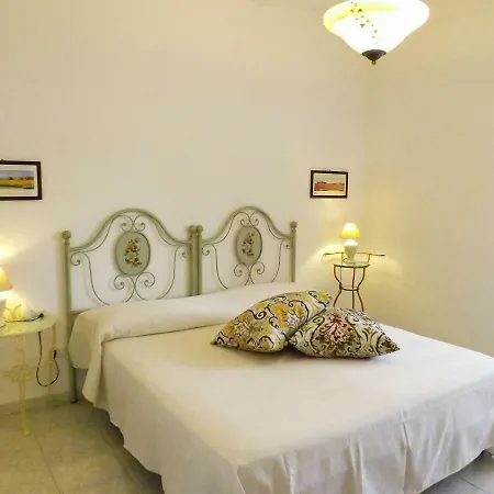 Sui Tetti Del Borgo Antico شقة